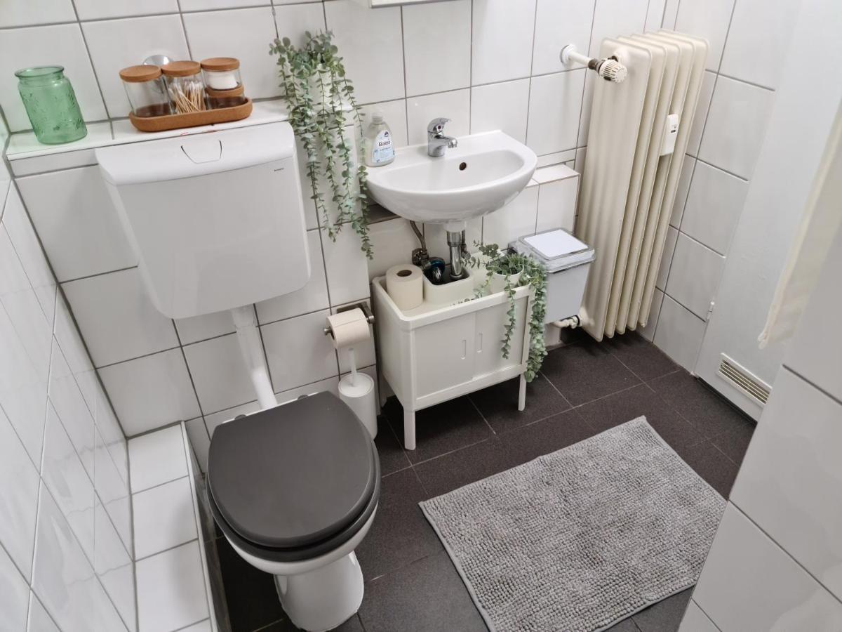 Schoene Ferienwohnung Im Zentrum Mit Self Check-In Und Free Wifi Essen Exterior photo